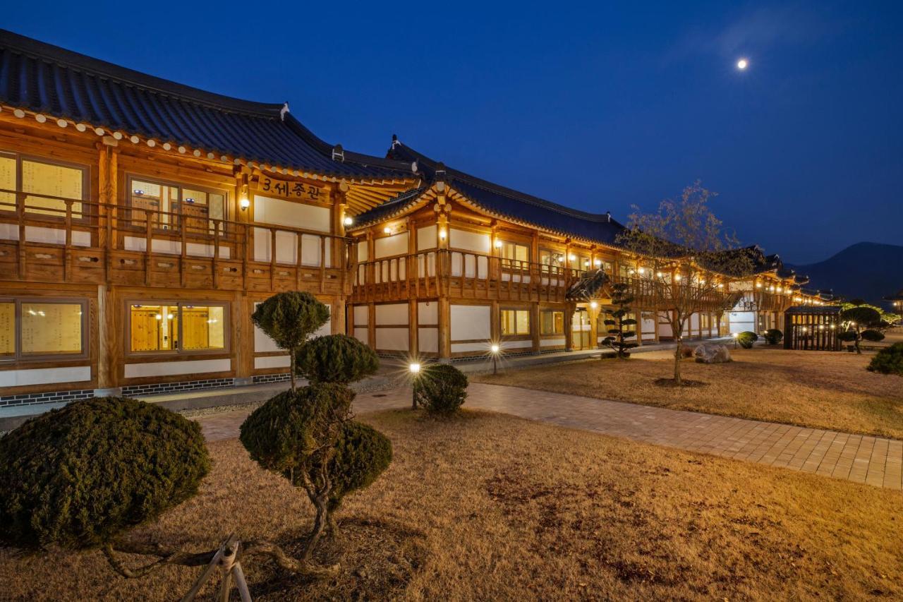 Jeonju Wangyijimil Hanok Hotel Zewnętrze zdjęcie