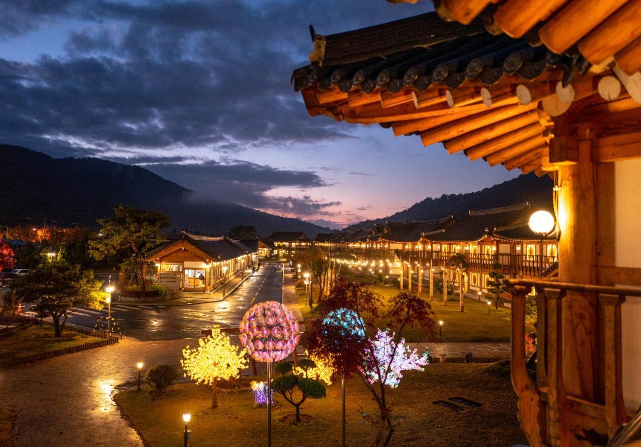 Jeonju Wangyijimil Hanok Hotel Zewnętrze zdjęcie