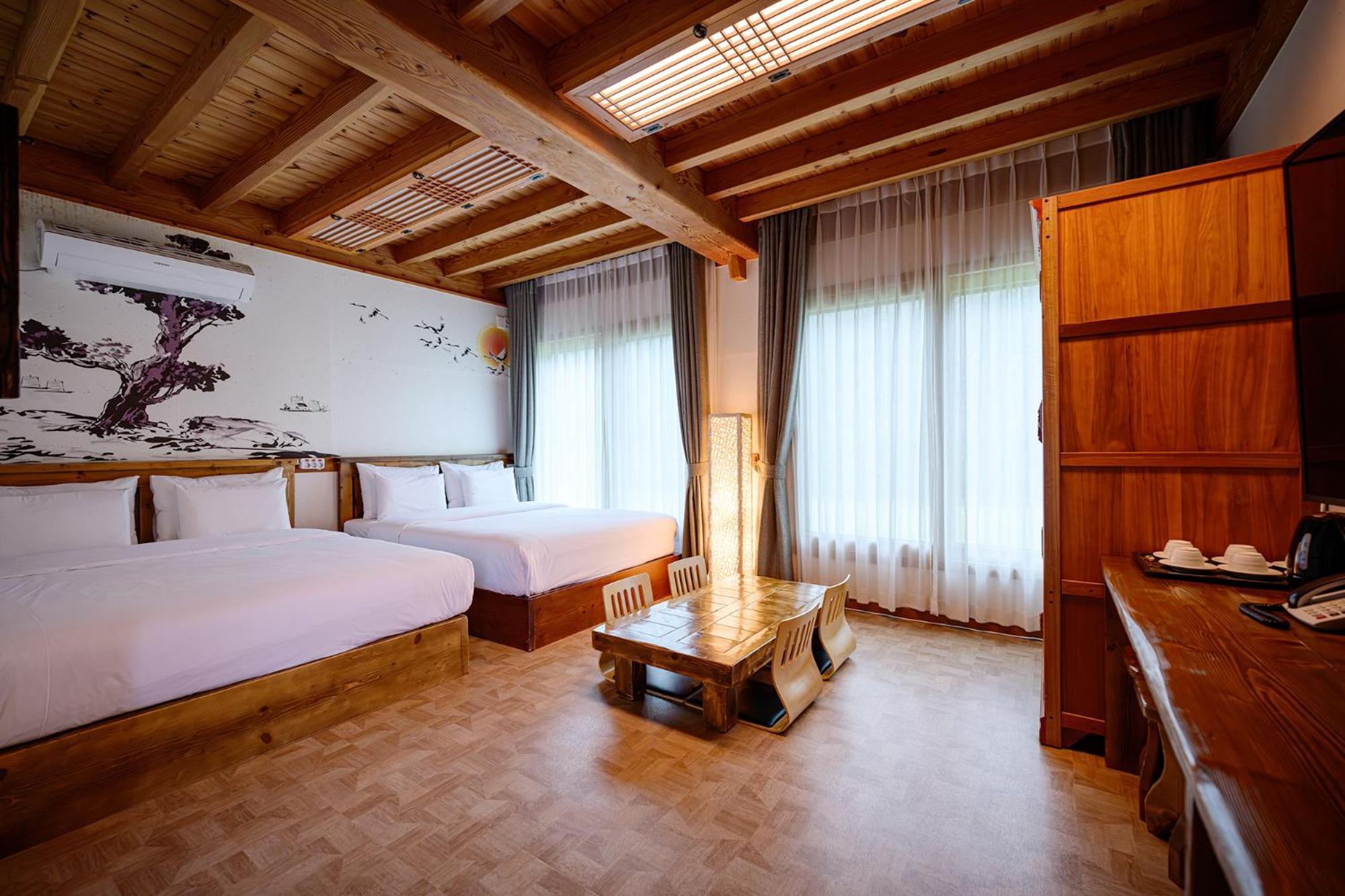 Jeonju Wangyijimil Hanok Hotel Zewnętrze zdjęcie